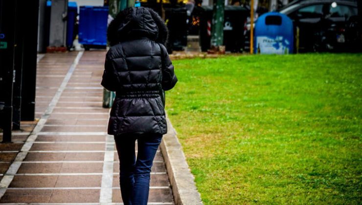 Bugün Atina’da hava soğuk ve karlı