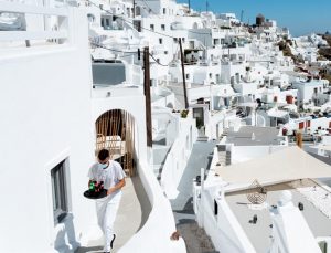 Yunanistan turizm mucizesinin arkasında