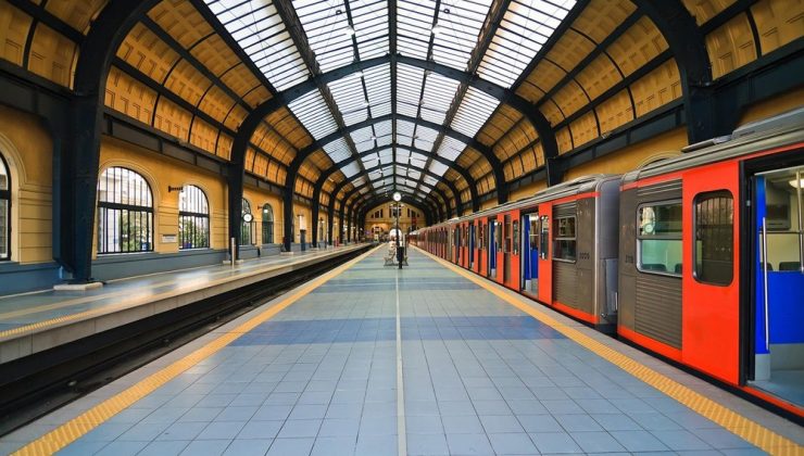 Yarın Pazar günü Metro ve ISAP grev yapacak – Hafta sonu Atina’da tren ve metro yok