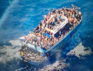 Pylos’ta gemi enkazı – ET’ye Sahil Güvenlik görevlileri: “Biz orada olmasaydık 104 göçmen kurtarılamazdı”