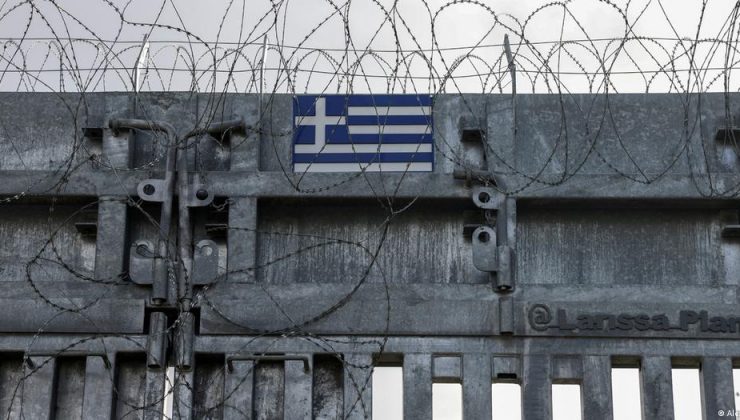 Atina: Türkiye’den 138 Suriyeli kaçak geçiş yaptı