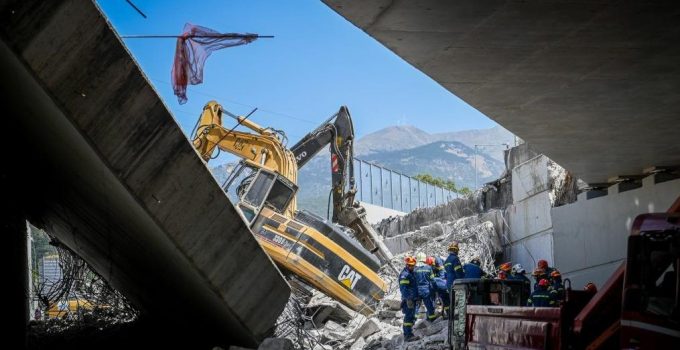 Patras’ta köprü faciasındaki hayatını kaybeden 33 yaşındaki talihsiz kim ?