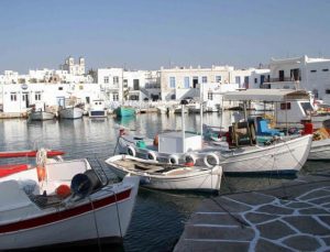 Turistlerin Tercihi: Santorini ve Mykonos’tan Daha İyi Bir Ada “Paros”