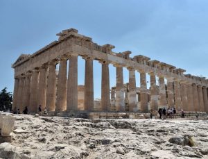 Acropolis Müzesinde Hırsızlık: 5 Kadın Paraları Çaldı