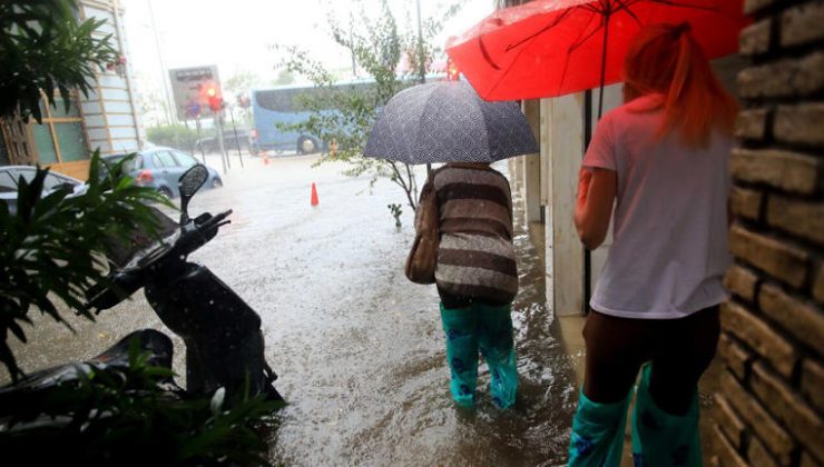 Yunanistan Daniel Fırtınası: Meteoroloji’den Güncel Acil Durum Bildirimi Geldi!