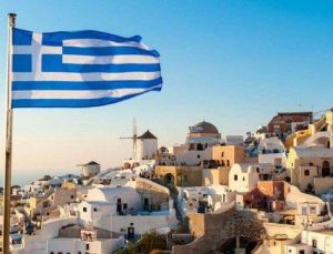 Yunanistan’da bu yılın turizm sezonu kasım ayına kadar uzatıldı