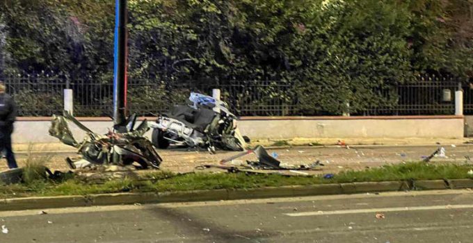 Vouliagmeni Trafik Kazası İki Ölü, İki Yaralı