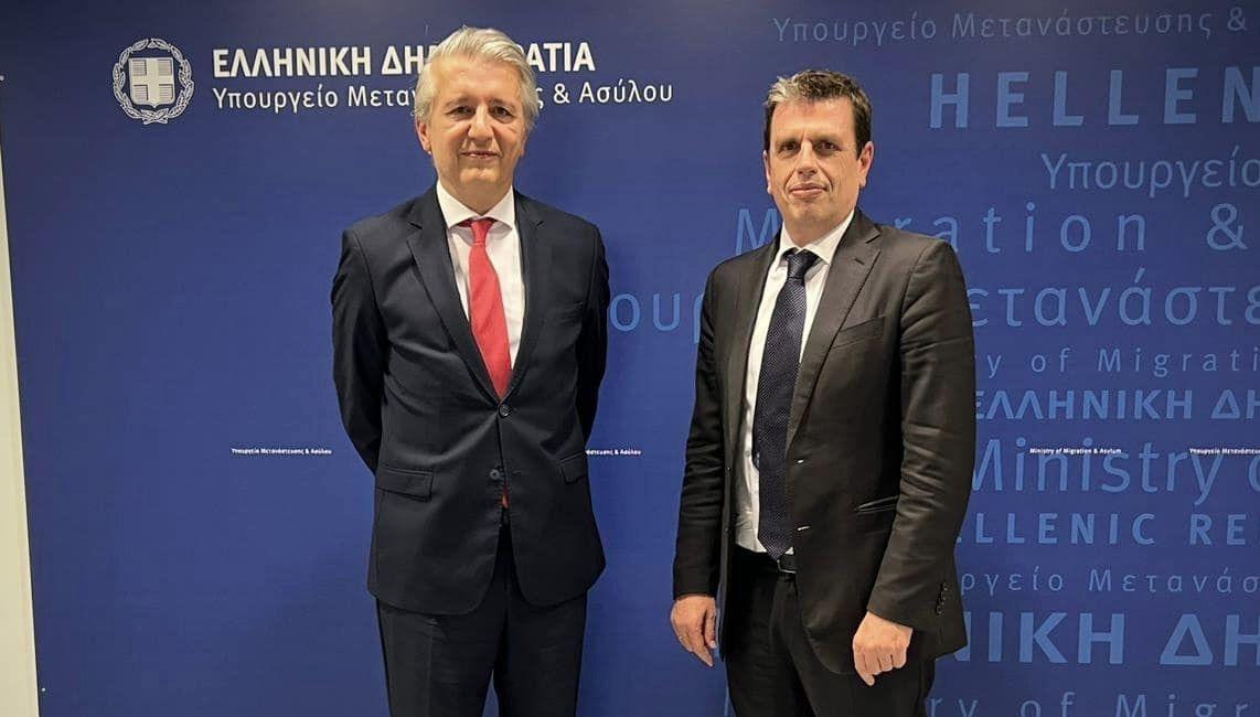 T.C. Yunanistan Büyükelçisi Çağatay Erciyes Bakan Dimitris Keridis’i ziyaret etti.