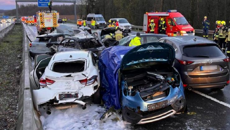 Almanya’da 40 aracın karıştığı zincirleme kaza: İki meyyit