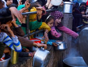 Gazze’nin kuzeyinde 2 yaş altı çocukların üçte biri yetersiz besleniyor