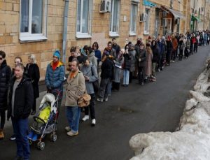 Rusya’da seçim protestolarında onlarca kişi gözaltına alındı