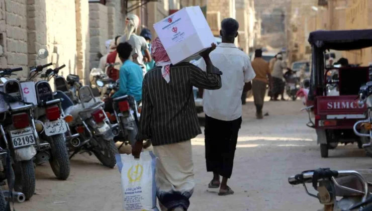 TDV Yemen’de gereksinim sahiplerine besin yardımı yapıyor