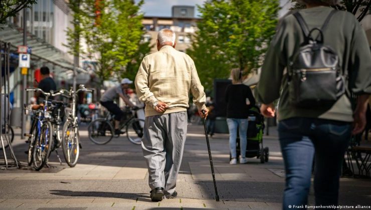 Almanya’da emekli maaşlarına yüzde 4,57 artırım
