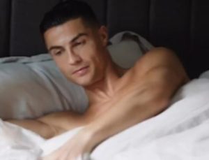 Ronaldo: Günde beş kez uyumasının nedeni