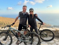 Kiriakos Miçotakis: Kuzunun ardından bisiklete bindi
