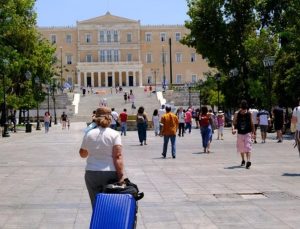 Yunanistan ve İspanya Kısa Vadeli Kiralamalar İçin Tahlil Arıyor