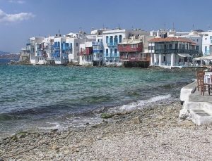 Mykonos: 300 Euro Giriş Ücretli Partilerde Vergi Kaçakçılığı