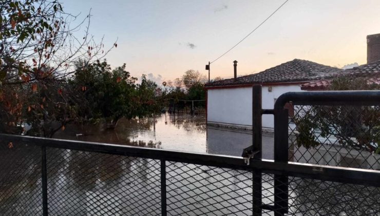 Gümülcine: Sokaklar Sular Altında Kaldı