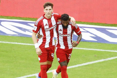 Olympiakos, Avrupa ve Yunanistan’da En İyi Performansı Sergileyen Savunma