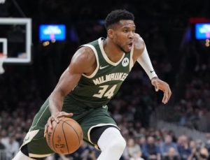 NBA, Giannis Antetokounmpo’nun Rockets’a karşı Lillard’ın kazandıran basketinden önce sahayı terk ettiğini açıkladı