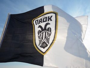 PAOK köklerini unutmuyor: İstanbul Pera Spor Kulübü’ne spor malzemesi gönderdi