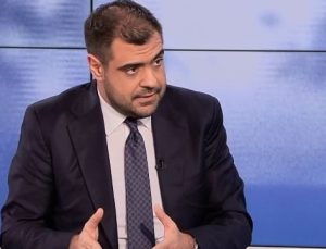 Pavlos Marinakis: PASOK’un “hayır”ı başbakana değil, toplum yararına reformlara bir “hayır”dır.