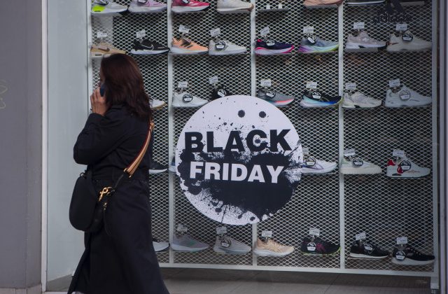 Yunanistan Black Friday 2024: İndirimlerle Ön Isınma, Mini İndirimler Başladı