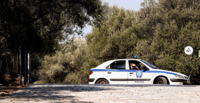 Gümülcine’de cinayet: 21 yaşındaki kadını bıçaklayarak 66 yaşındaki adamı öldürdü