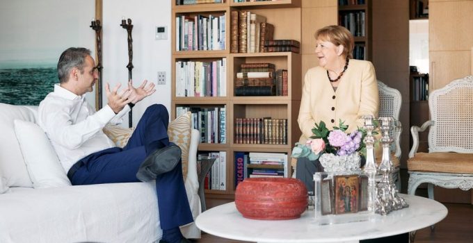 Miçotakis Merkel ile Görüştü