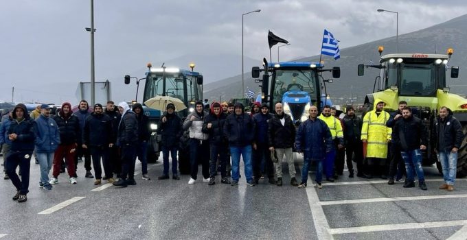 Noel Çifçiler için Grev Başında Geçiyor