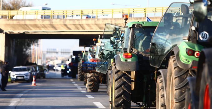 İlk Görüşmeden Ayrılış: Çiftçiler ve Hükümet Arasındaki Yeni Yapısal Adımlar