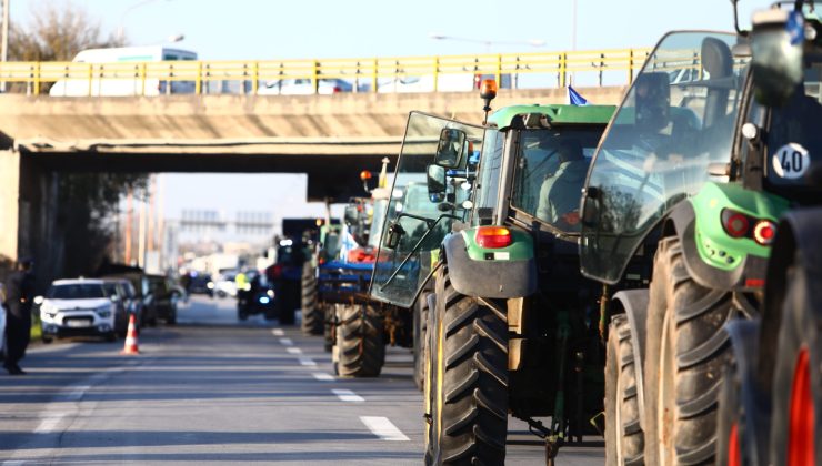 İlk Görüşmeden Ayrılış: Çiftçiler ve Hükümet Arasındaki Yeni Yapısal Adımlar