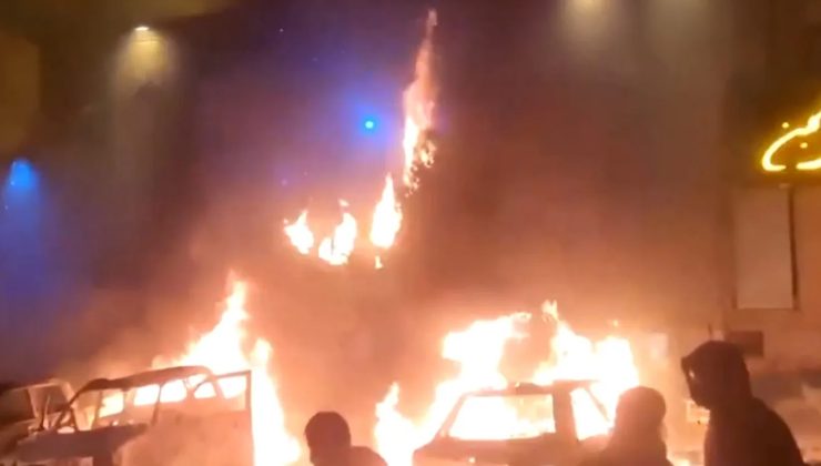 İran’da kaos görüntüleri